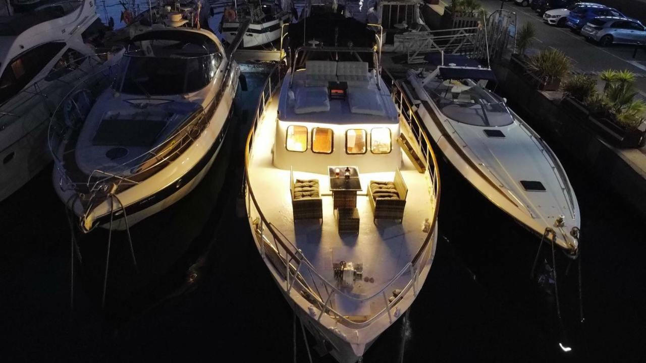 Classic Boat برشلونة المظهر الخارجي الصورة